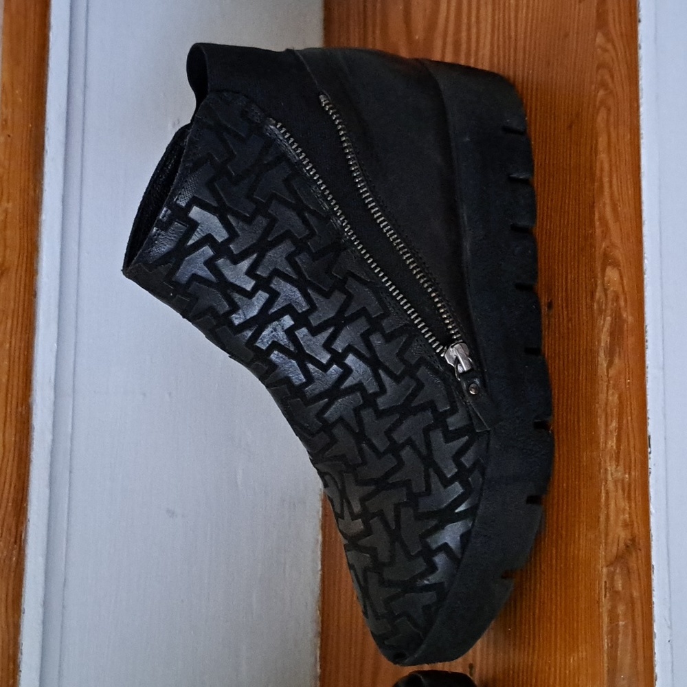 87 Vic Matie Platform Ankle Boots 39